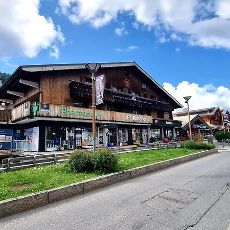 Spacieux Au Coeur Des Gets Avec Balcon, Parking, Et Wifi - Fr-1-598-82 Apartment *